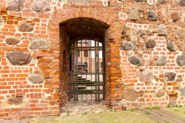 Avrupa kalesi MIR 'in antik kale duvarı.