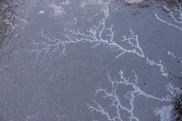 冬の日の表面 滑りやすい道路 — ストック写真