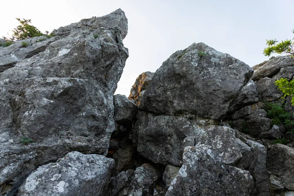 Fels Gespalten Hohlraum Archäologie Geologie Forschung Und Ausgrabungskonzept — Stockfoto