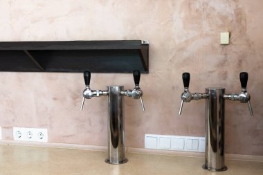 Profesyonel boş mutfak, masa, soba, kafe, bar, restoran..