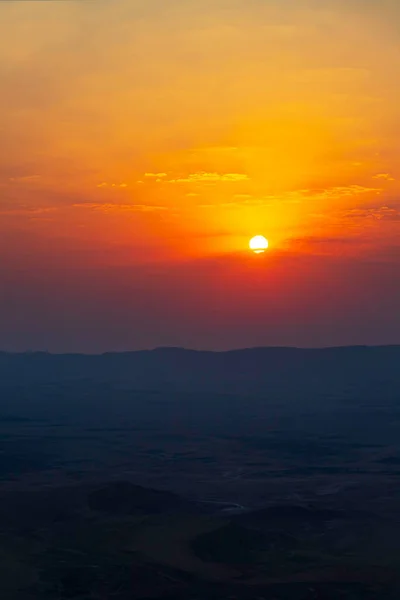 Salida Del Sol Makhtesh Ramón Israel Sol Está Las Nubes — Foto de Stock