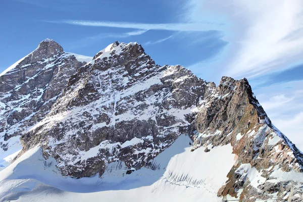 Snöiga topp av Jungfrajoch — Stockfoto