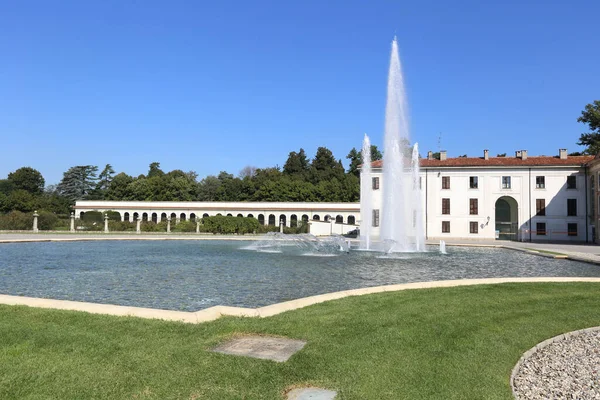 Garten Und Brunnen Der Königlichen Villa Von Monza Italien — Stockfoto