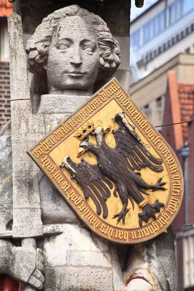 Medieval statue of hero Roland in Bremen — Stock Photo, Image