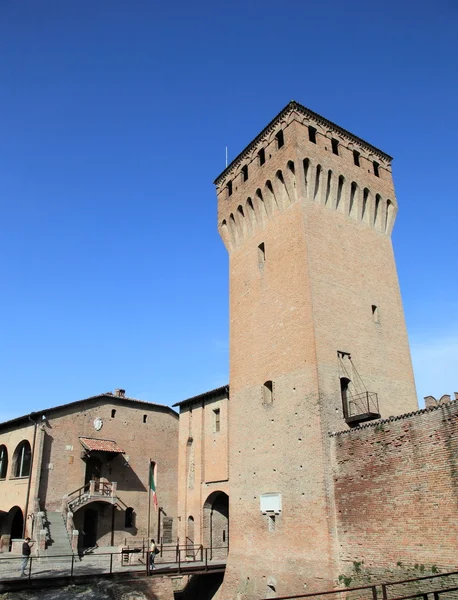 Formigine středověký hrad v Itálii — Stock fotografie