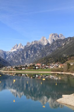 Dolomites Alpler ve Alp Köyü, İtalya