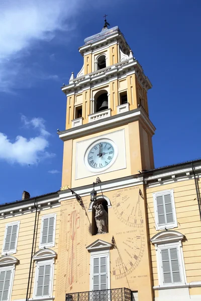 Torre storica dell'orologio di Parma — Foto Stock