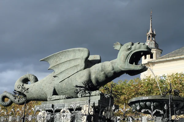 Lindwurmbrunnen in Klagenfurt — Stockfoto