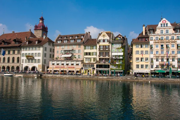 Luzernin kaupunkimaisema — kuvapankkivalokuva