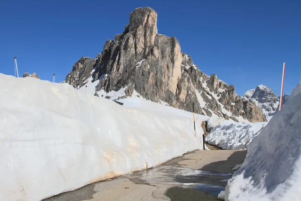 봄에는 dolomites 알프스 — 스톡 사진