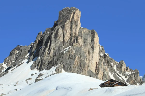 Dolomiterna Alperna under våren — Stockfoto