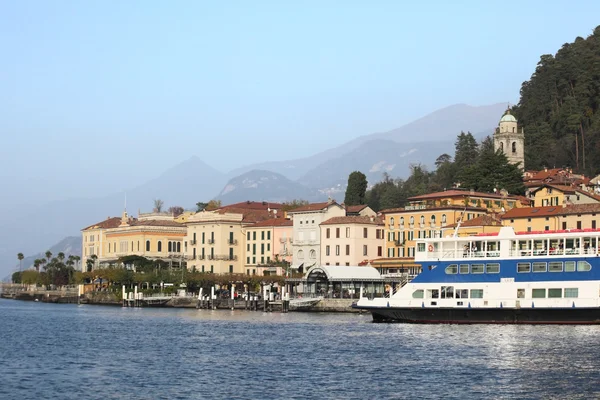 Ciudad del Resort Bellagio en el Lago de Como — Foto de Stock