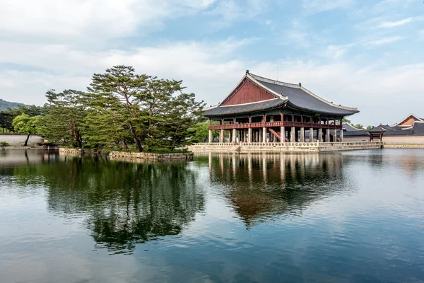 Casa de banquete do Palácio de Yeongbokgung — Fotografia de Stock