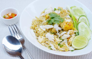 Yengeç Fried Rice - Fried rice Tay tarzında Asya Tayland