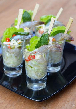 balık sosu, sıcak ve baharatlı, deniz ürünleri Tayland karides