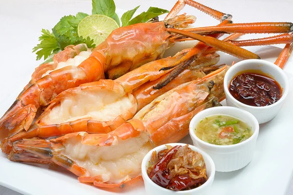 Dev nehir karides ızgara