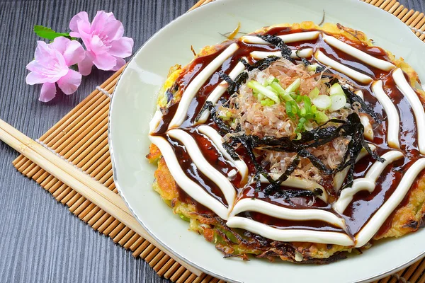 Modanyaki Okonomiyaki Japoneses Pizza — Foto de Stock