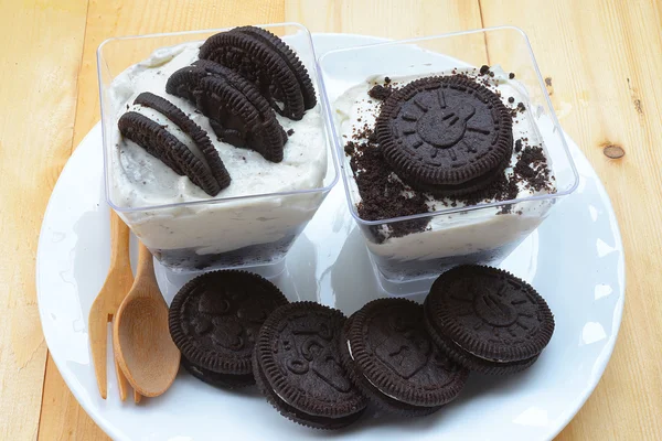 Oreo peynirli kek, kurabiye ve krema, Top kek