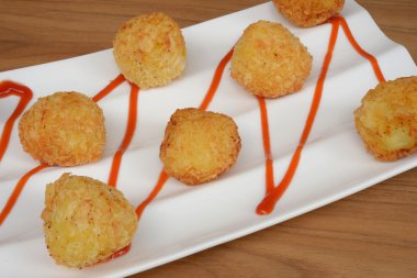 Gevrek patates peynir topları