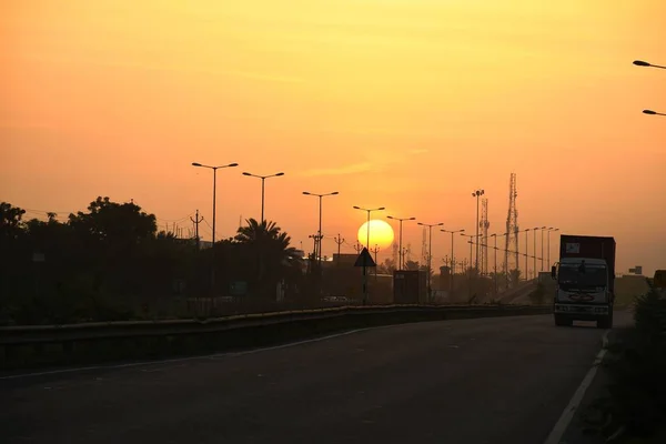 Vista Manhã Nascer Sol Pela Manhã Padrão Luz Rua Ponte — Fotografia de Stock