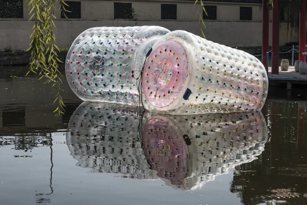 Su turistlere eğlenceleri