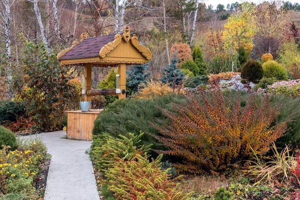 Sonbaharda çiçek açması Vadisi'nde de dekoratif