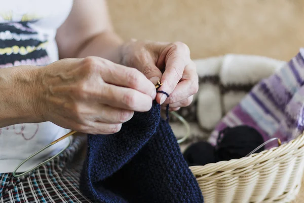 Knitting on spokes — Stock Photo, Image