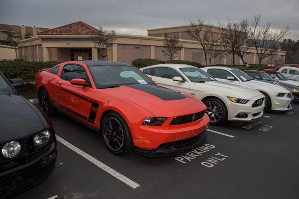 Blackhawk auto's n koffie Auto Show Danville Ca — Stockfoto