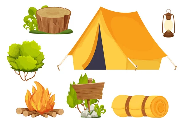 Set camping equipment campingfeuer, zelt, laterne, schaufel und axt, reiserucksack und busch im cartoon-stil isoliert auf weißem hintergrund. Aktivitäten im Wald, Urlaub — Stockvektor