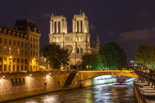 Notre Dame Cathedral — Stock Photo, Image