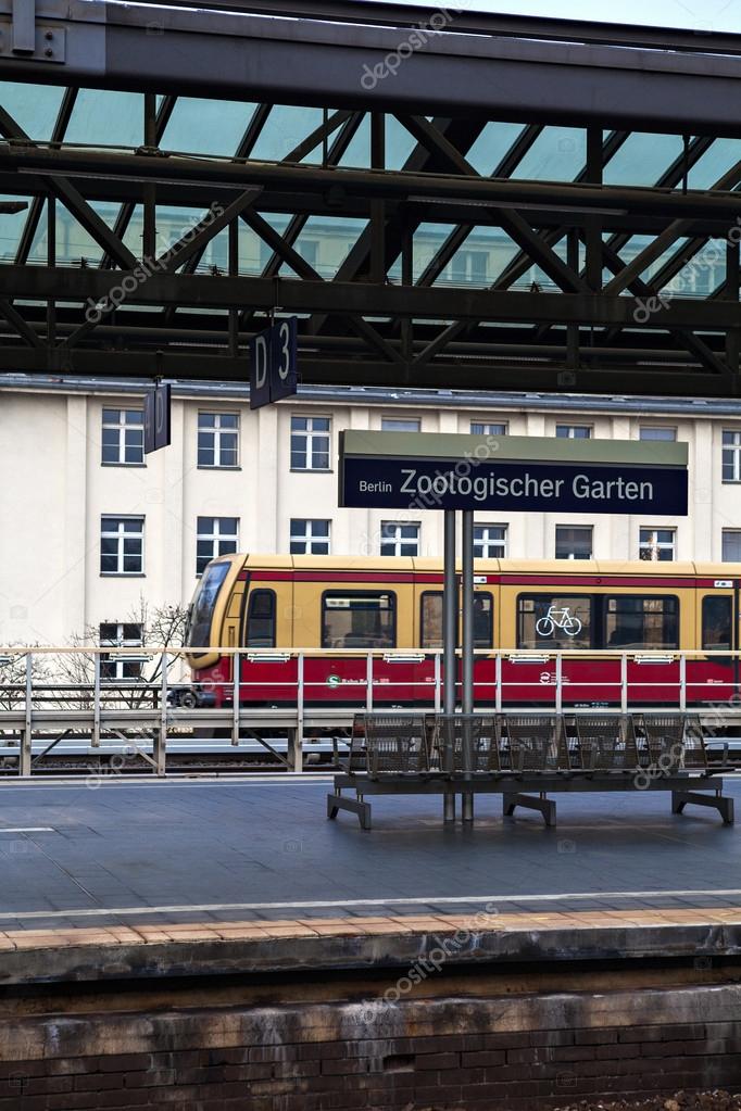Berlin Zoologischer Garten Railway Station Stock Editorial