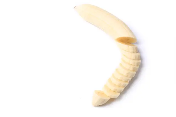 Банан без кожуры на белом фоне — стоковое фото