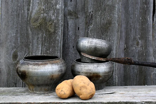 Potes antigos para cozinhar garfo retro estilo rústico vintage — Fotografia de Stock