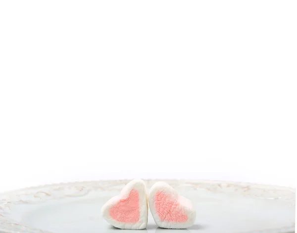 Paar hart marshmallow op een plaat Valentijnsdag liefde romantische achtergrond — Stockfoto
