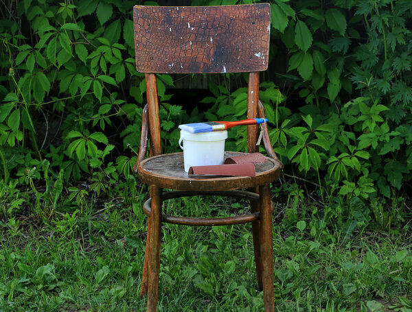painting restoration old chair before and after