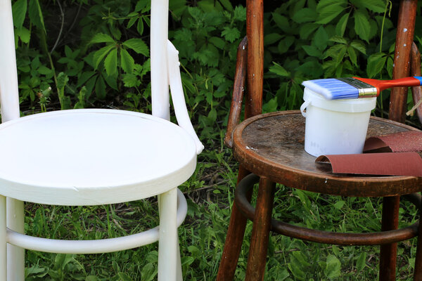 painting restoration old chair before and after