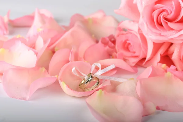 Pink Roses Wedding Rings Wedding Romantic Background — Stock Photo, Image