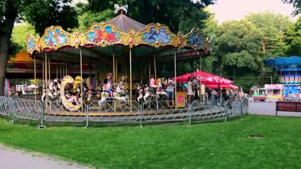 Carousel in an amusement park. Russia Rostov-on-Don 30.06.2021 — Stock Video