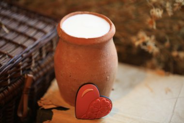 eski kil sürahi süt