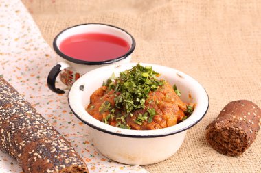 chakhokhbili kızarmış soğan kahverengi ekmek haşhaş Komposto suyu diyet vitamini Kahvaltı Öğle yemeği akşam yemeği sağlık ev mutfak organik Eko düşük ağırlığı ile domates soslu tavuk