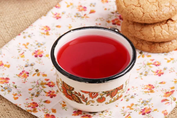 Suco de compota com biscoitos de amêndoa café da manhã almoço dinne — Fotografia de Stock