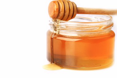 Beyaz arkaplanda izole edilmiş bal