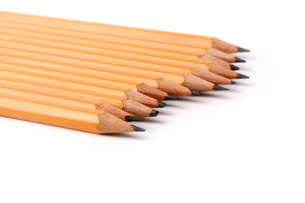 Черный лист карандашей изолированы на белом фоне — стоковое фото