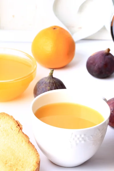 Breakfast orange juice sandwich with figs and cheese selective focus — Stock Photo, Image