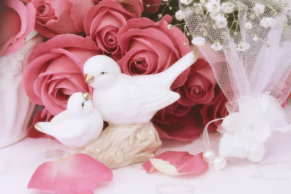 Love background in retro style figurines kissing doves rose vintage book Valentine's Day wedding Shabby Chic — Stock Photo, Image