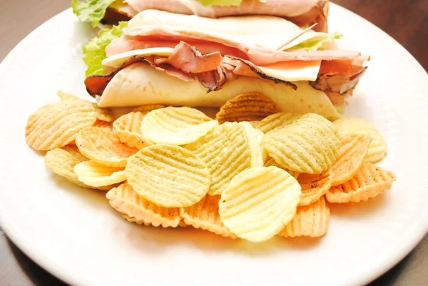 Lunch of Meat & Cheese and Veggie Chips — Stock Photo, Image