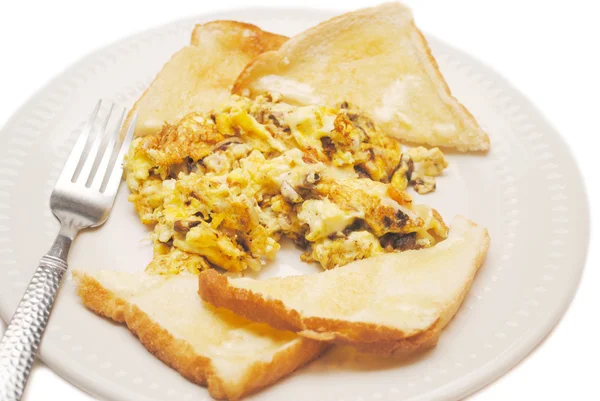 Scrambled Eggs with Mushrooms & Onions Served with Toast — Stock Photo, Image