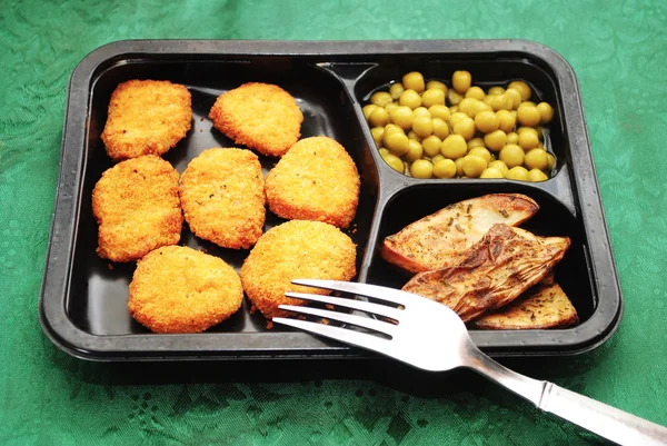 Fish or Chicken Nugget Fast Food Dinner — Stock Photo, Image