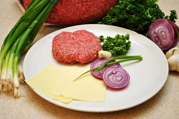 Deliciosa hamburguesa con queso Ingredientes — Foto de Stock