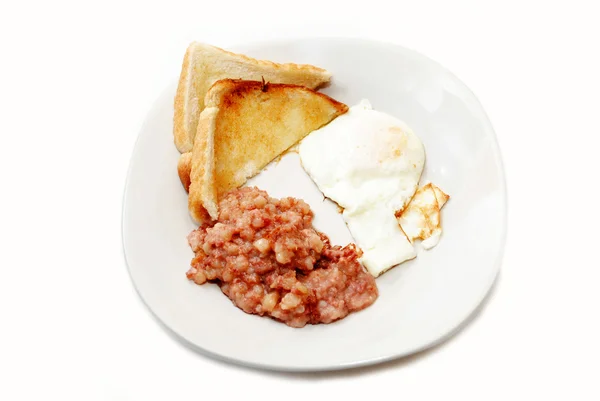腌的牛肉哈希 & 鸡蛋早餐 — 图库照片
